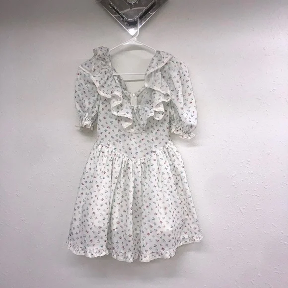 Floral Ruffle Dress - Picture 5 of 8